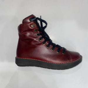 ANKLE BOOTS
