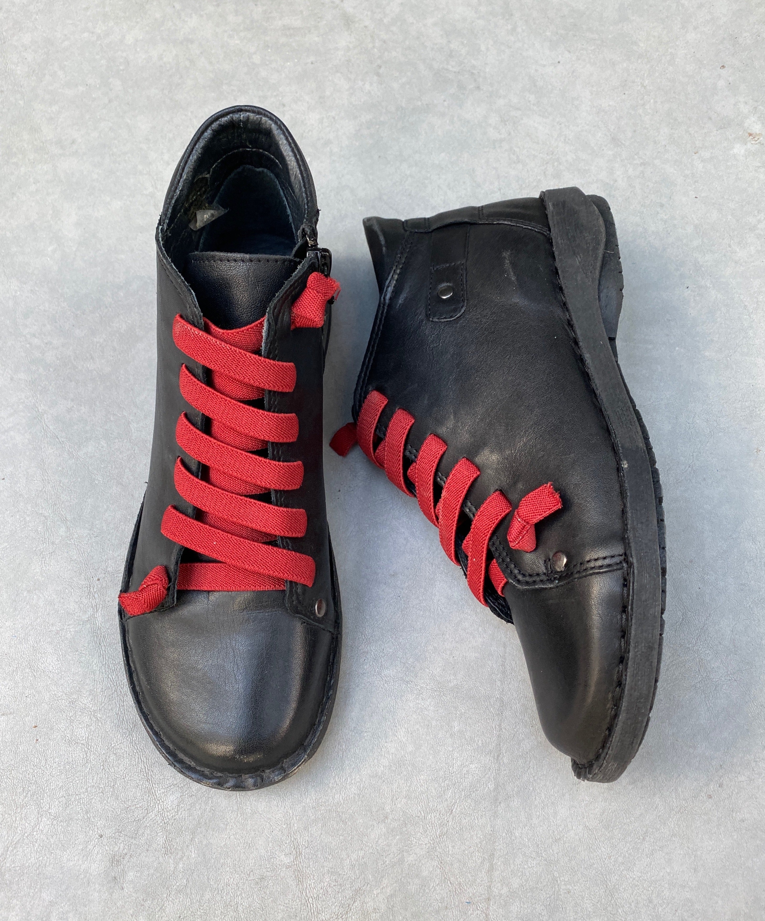 ANKLE  BOOTS